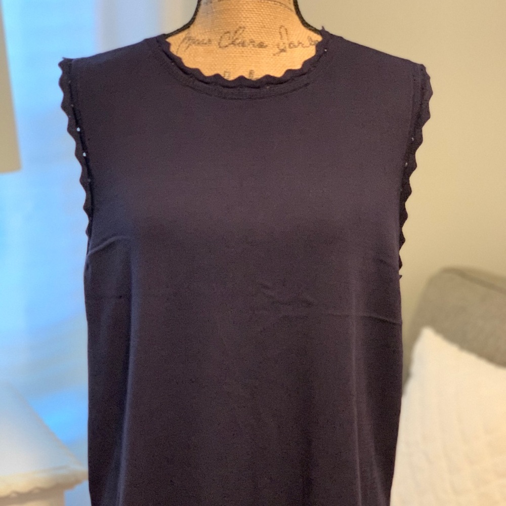 Ann Taylor sleeveless shirt